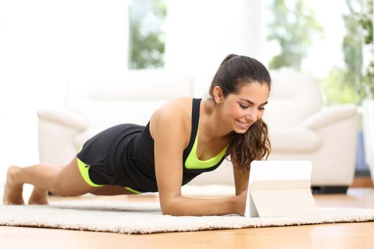 Entrenar en casa  Los 5 mejores ejercicios abdominales para casa – Statera  Apparel